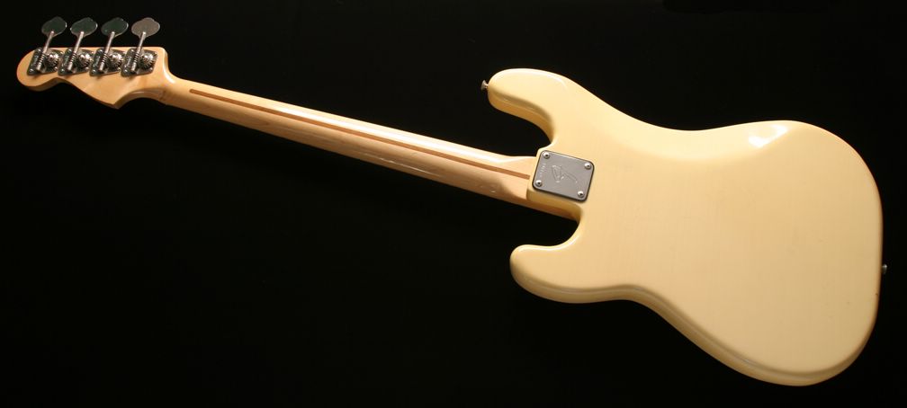 1975 Precision Bass.JPG